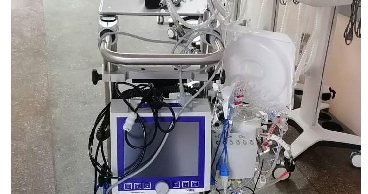 В ижевском ковид-центре ГКБ №6 появился ещё один аппарат ЭКМО для борьбы с сильным поражением лёгких