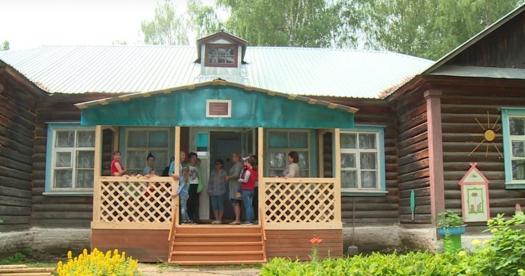 Замглавы администрации Якшур-Бодьинского района уволили за срыв сроков ремонта детского сада