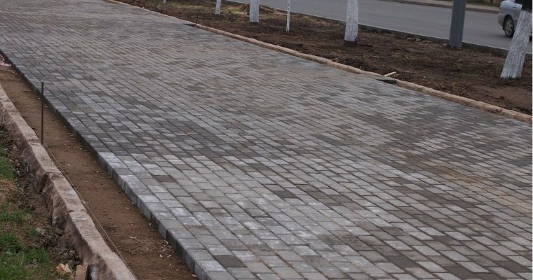 Тротуары в Ижевске планируют делать из брусчатки