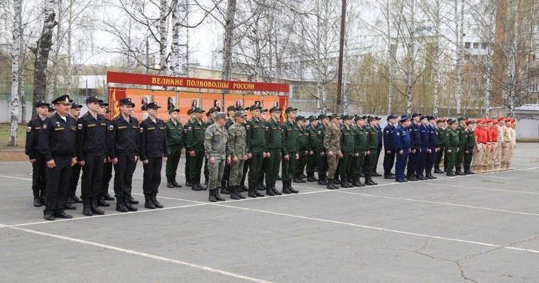 В военные части для прохождения срочной службы отправились 60 новобранцев из Удмуртии