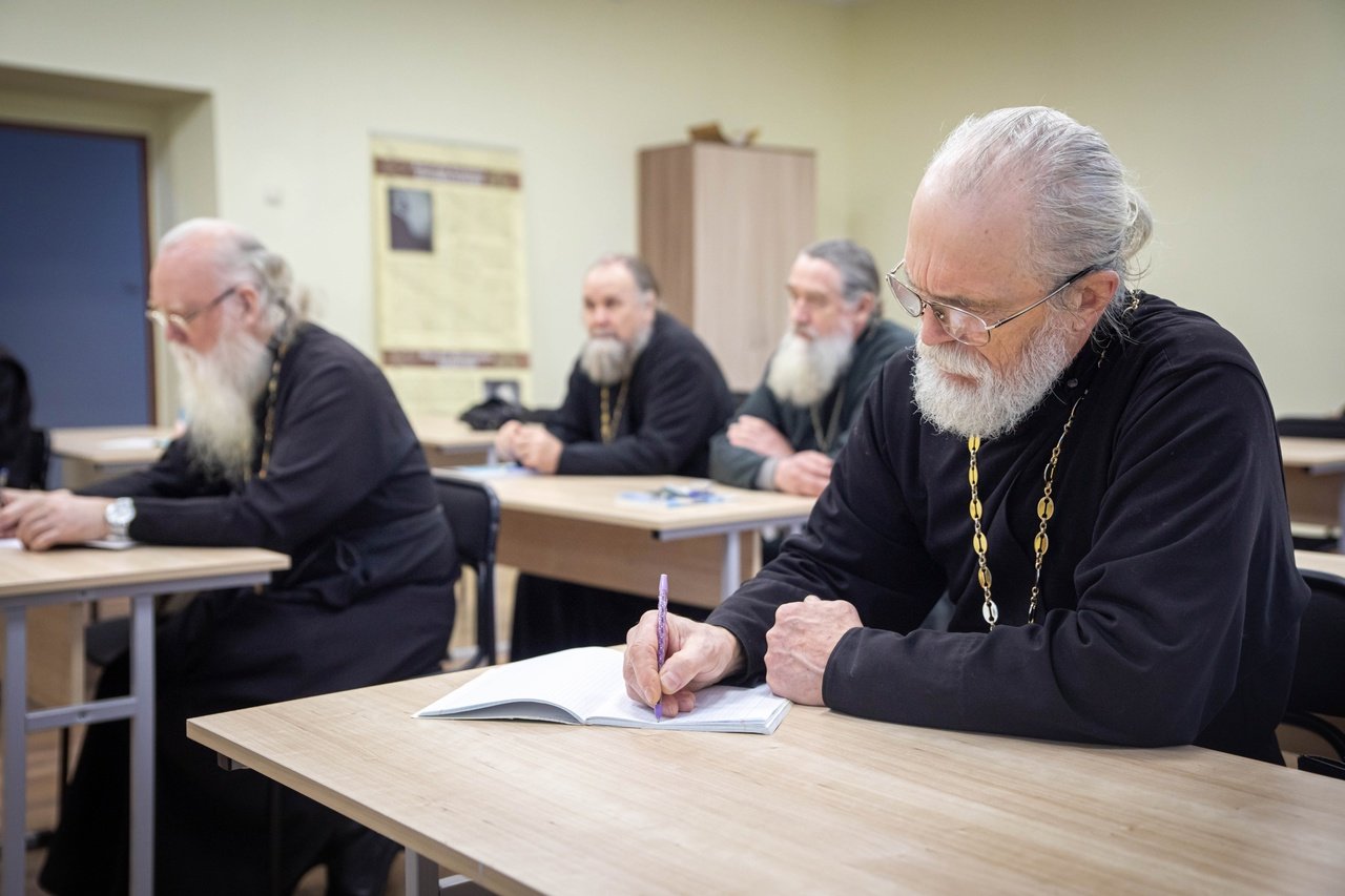 Курсы повышения квалификации священнослужителей начались в Ижевске