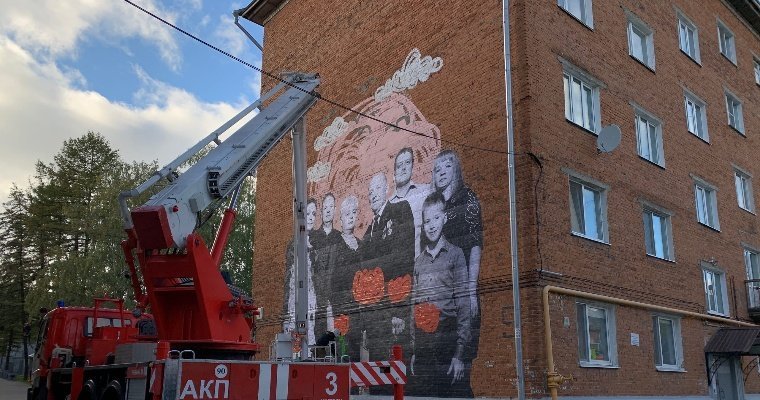 Граффити оружейников на жилых домах в Ижевске и предварительные итоги выборов в Госдуму: новости к этому часу