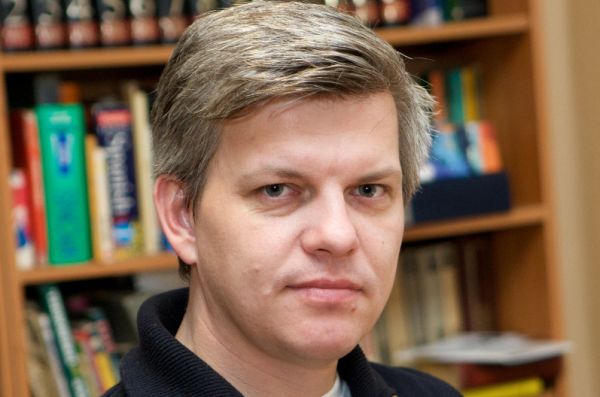 Латвийский депутат предложил наказывать за ношение георгиевских ленточек