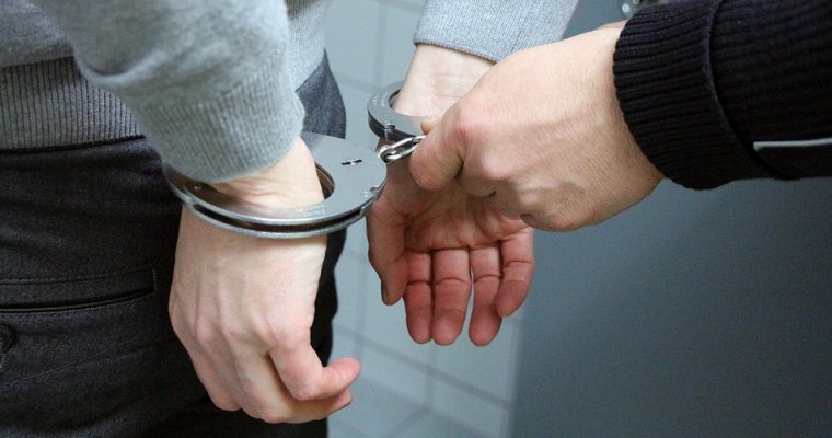 Четырем украинским морякам продлили арест до апреля
