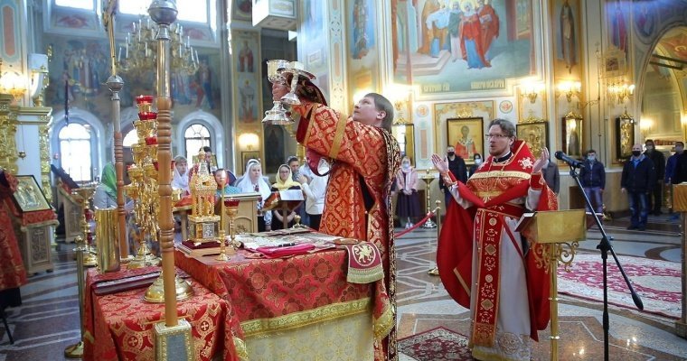 В Михаило-Архангельском соборе Ижевска впервые провели богослужение с комментариями для прихожан
