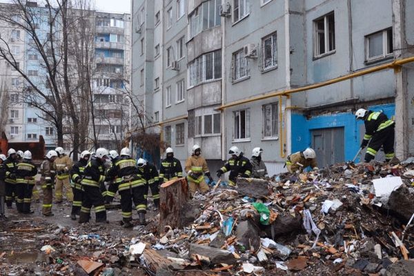 Тело третьей жертвы обнаружили под завалами в Волгограде