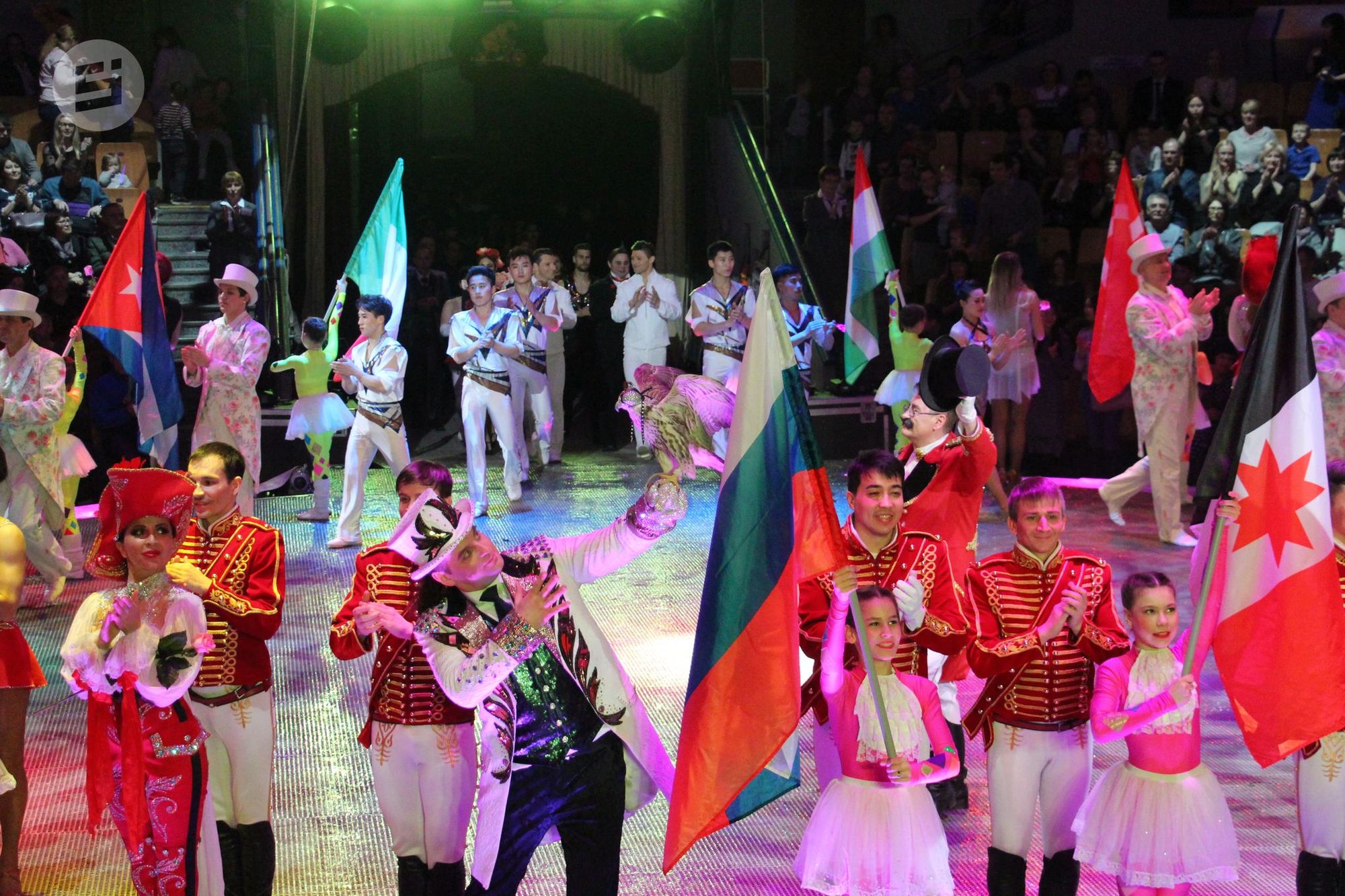 LIVE: церемония закрытия циркового фестиваля в Ижевске