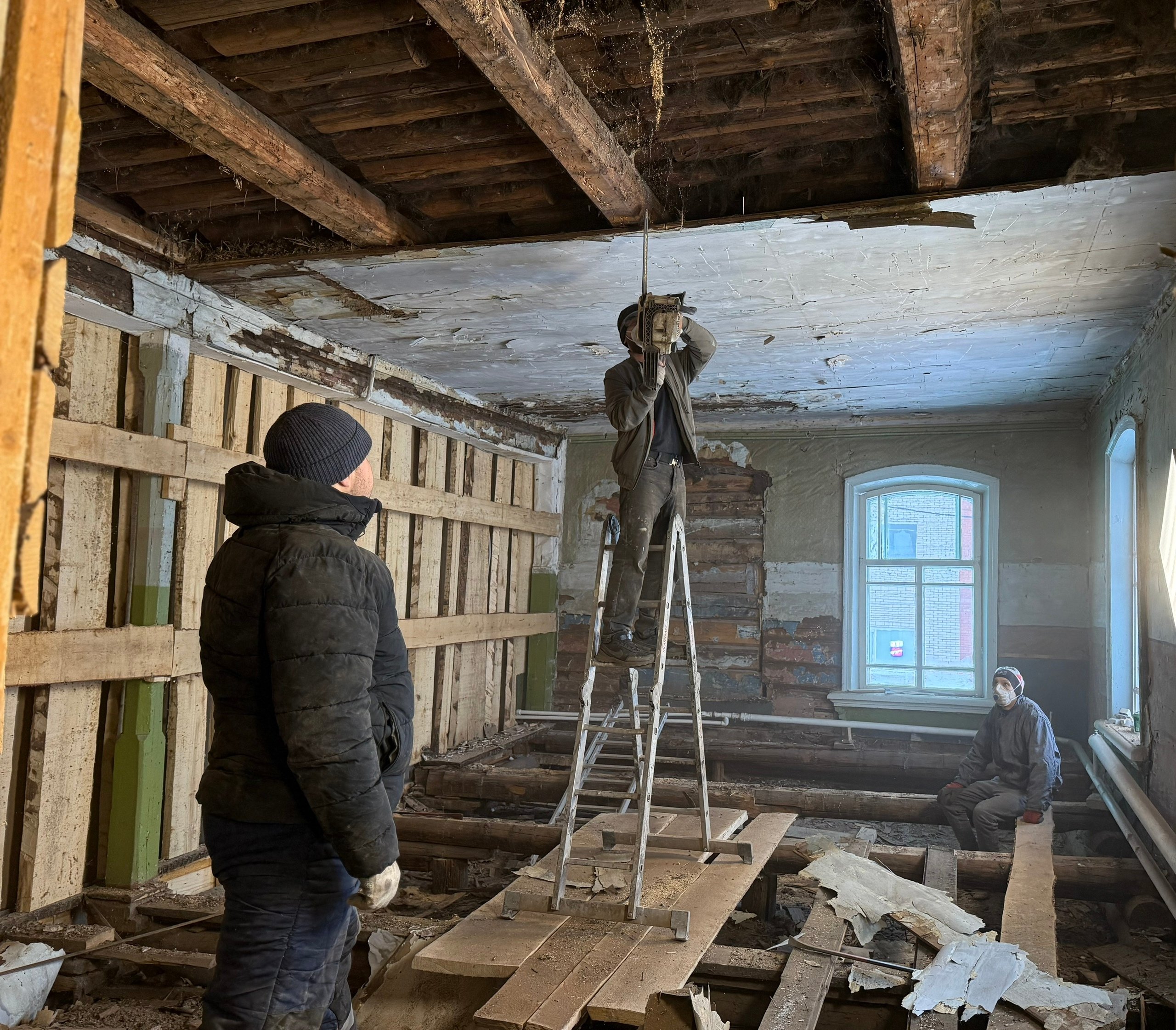 В купеческом особняке Булычовых в Селтах начался масштабный ремонт