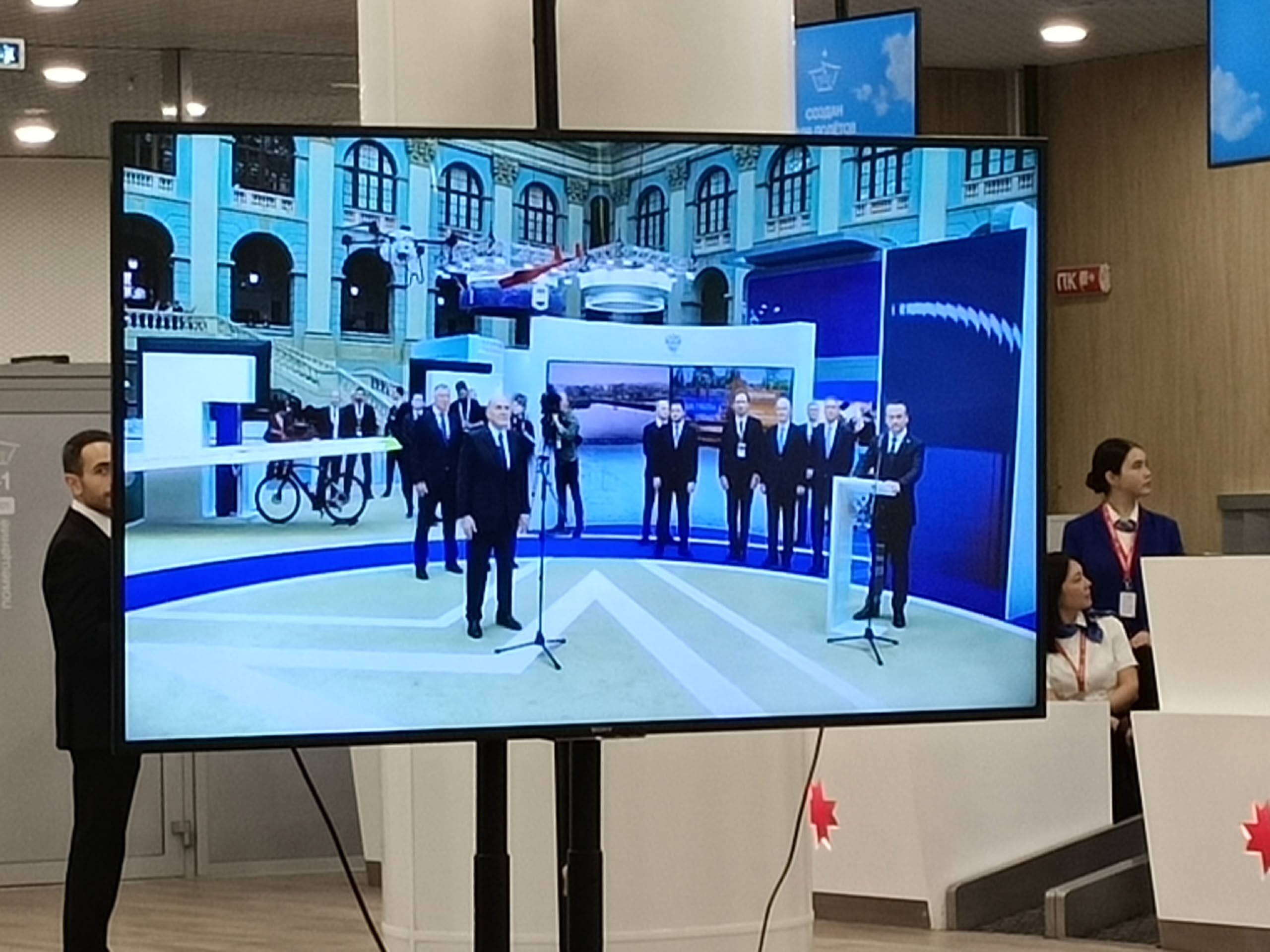 Михаил Мишустин открыл международный терминал в Ижевске