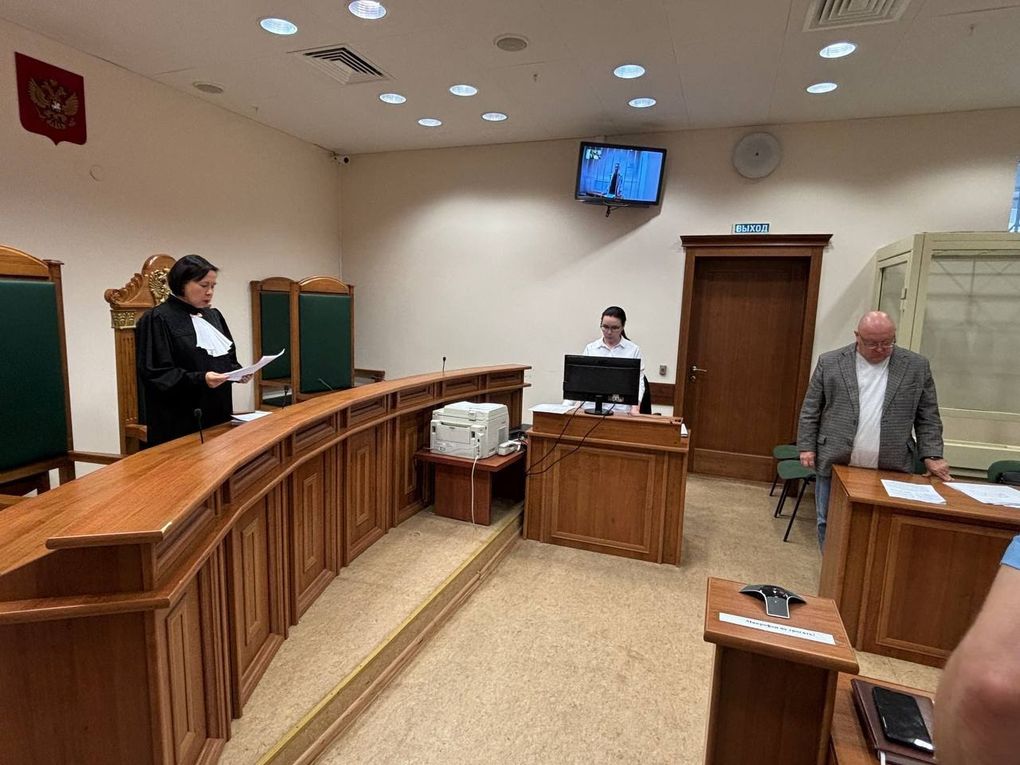 Обвиняемую в получении взятки главную медсестру онкодиспансера в Удмуртии оставили под стражей