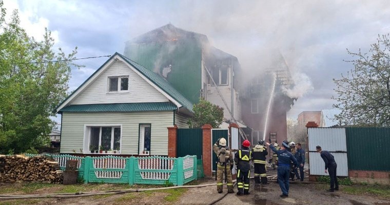 Две женщины и годовалый ребёнок погибли при пожаре в Ленинском районе Ижевска