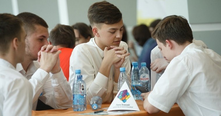 Школа и два удмуртских техникума вошли в топ-500 лучших образовательных учреждений России по версии проекта «Лига Знаний»