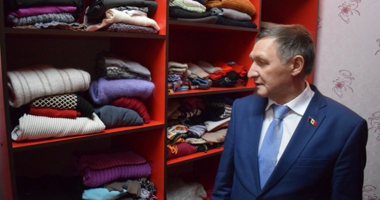В Сарапуле открыли первый в республике гуманитарный склад для студентов