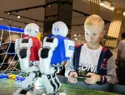 В Ижевске открывается РобоПарк — интерактивная выставка роботов для детей 