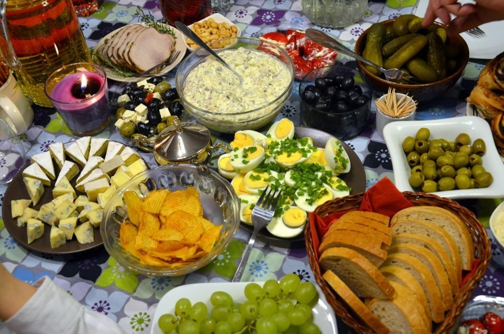Готовим праздничный стол: как жителям Удмуртии сохранить здоровье в Новый год