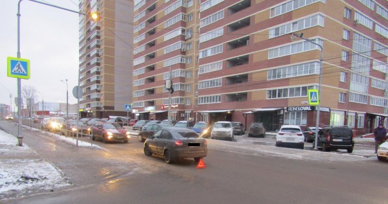 Двух пешеходов сбили на дорогах Ижевска за сутки