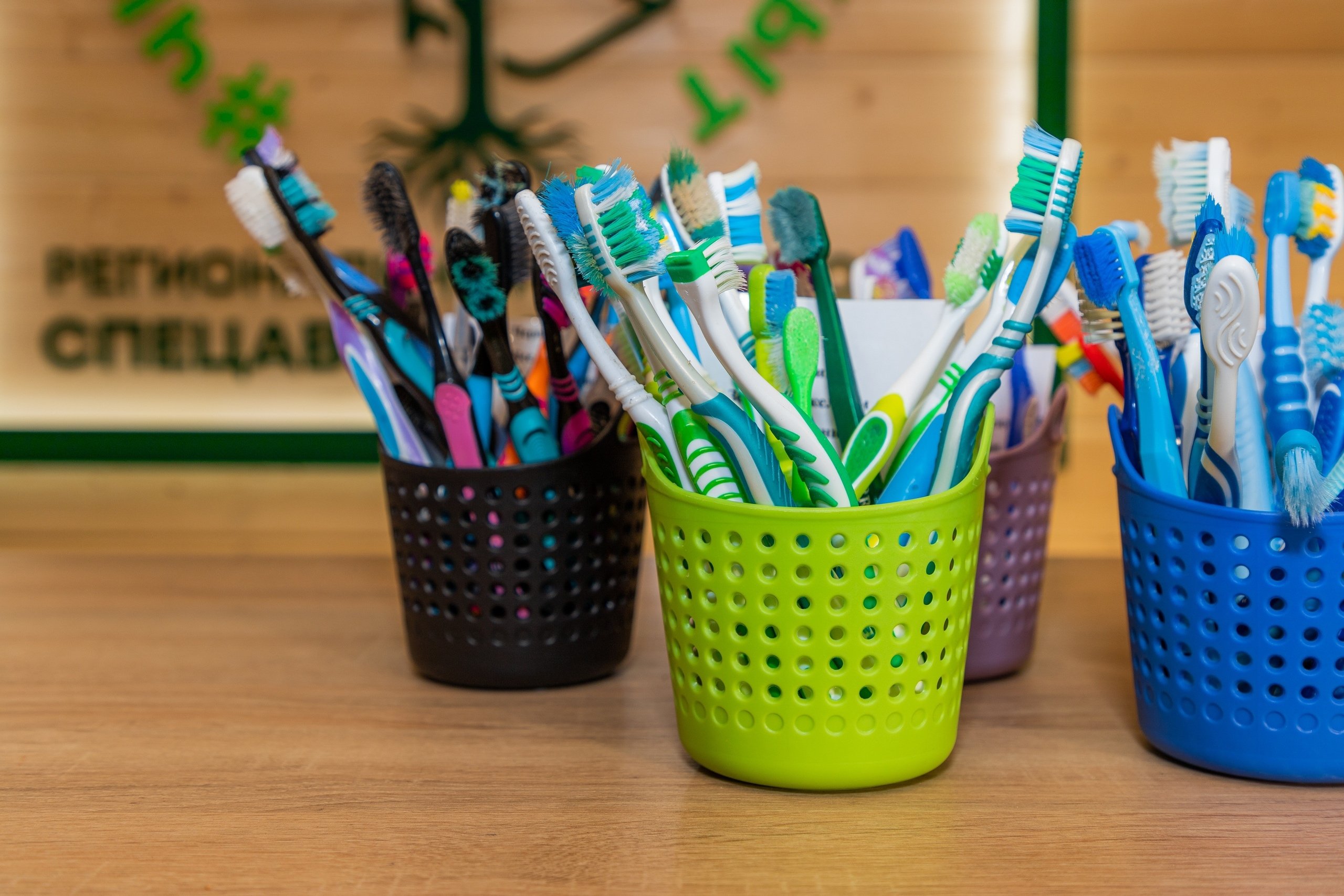 За два года ижевчане сдали в Экодома около 9 тысяч зубных щёток