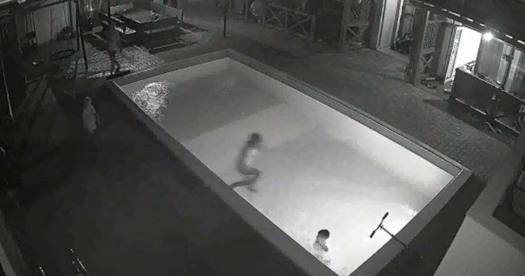 Семилетняя девочка из Тулы спасла тонувшего мальчика в Крыму