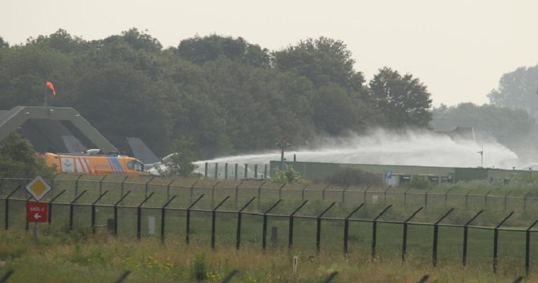 Самолет бельгийских ВВС врезался в здание в Нидерландах