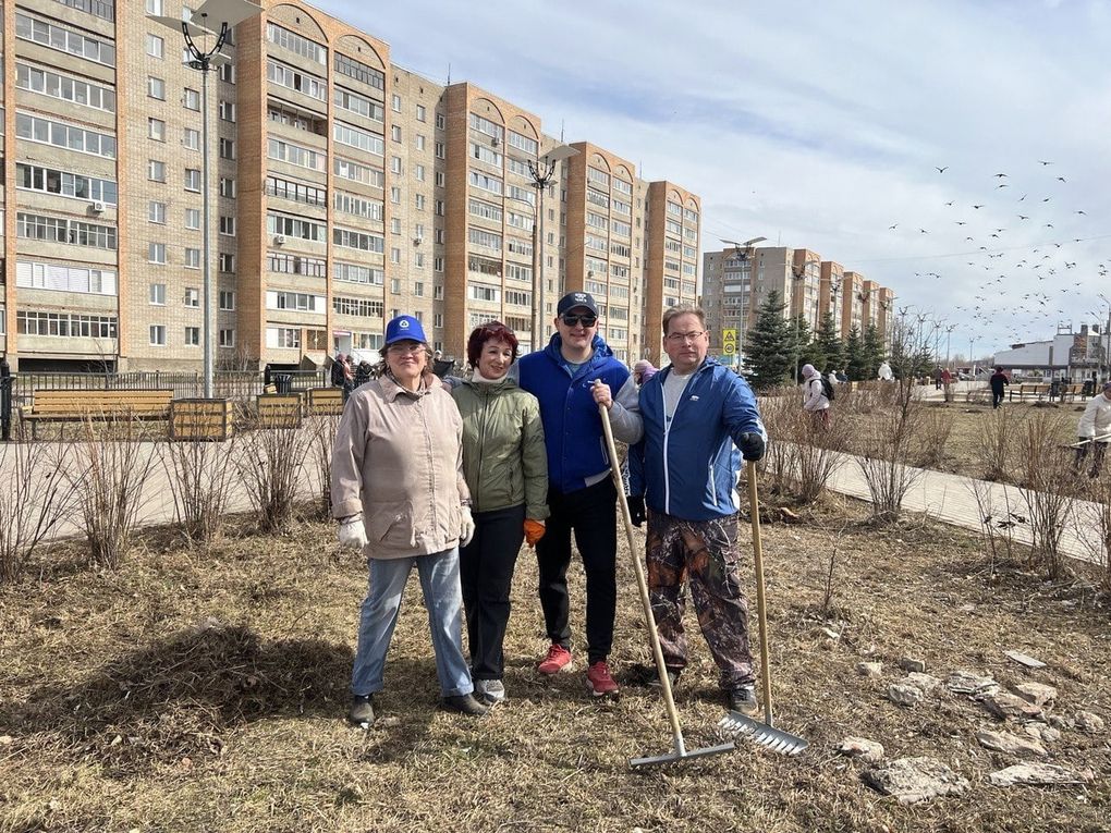Глазовские субботники и спасение кота в Туве: новости к этому часу