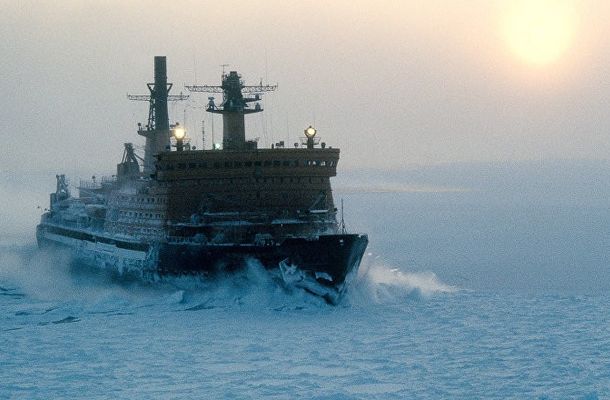 Россия планирует создать военный ледокольный флот для Арктики