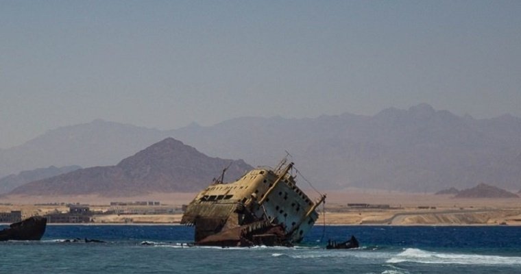 Капитана затонувшего в Греции судна заподозрили в доставке контрабанды на Украину