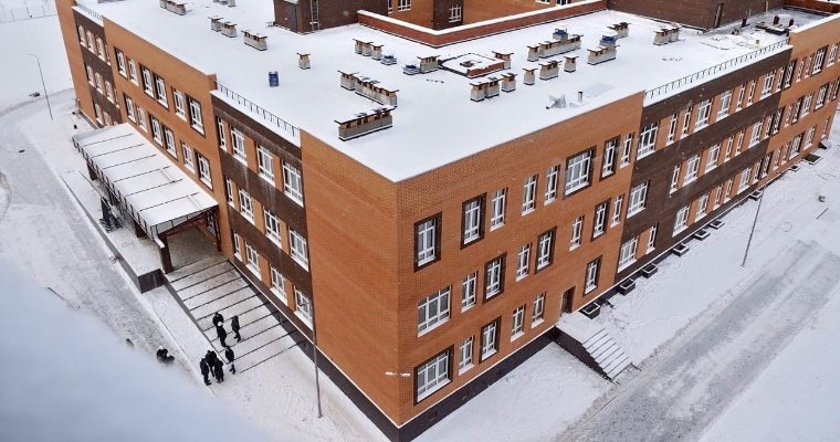 В здании строящейся школы на улице Ильфата Закирова в Ижевске началась отделка помещений