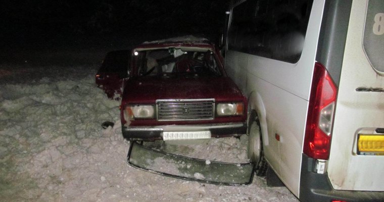 Один человек погиб в ДТП с «ГАЗелью» на трассе в Удмуртии