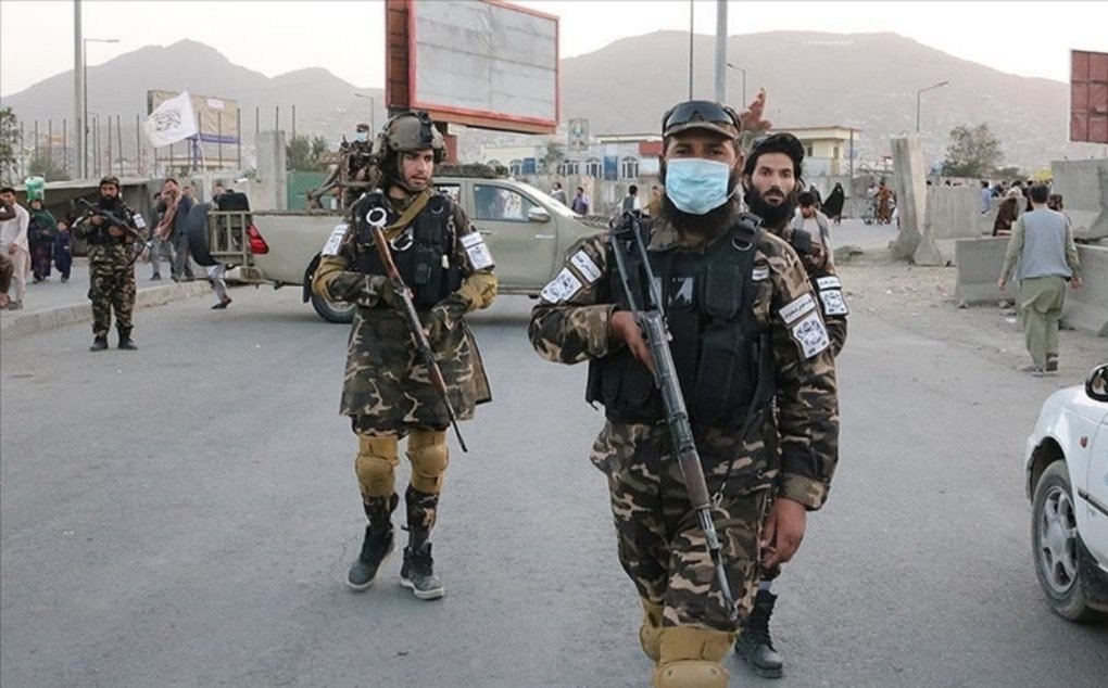 

Взрыв в мечети на севере Афганистана унес не менее 100 жизней

