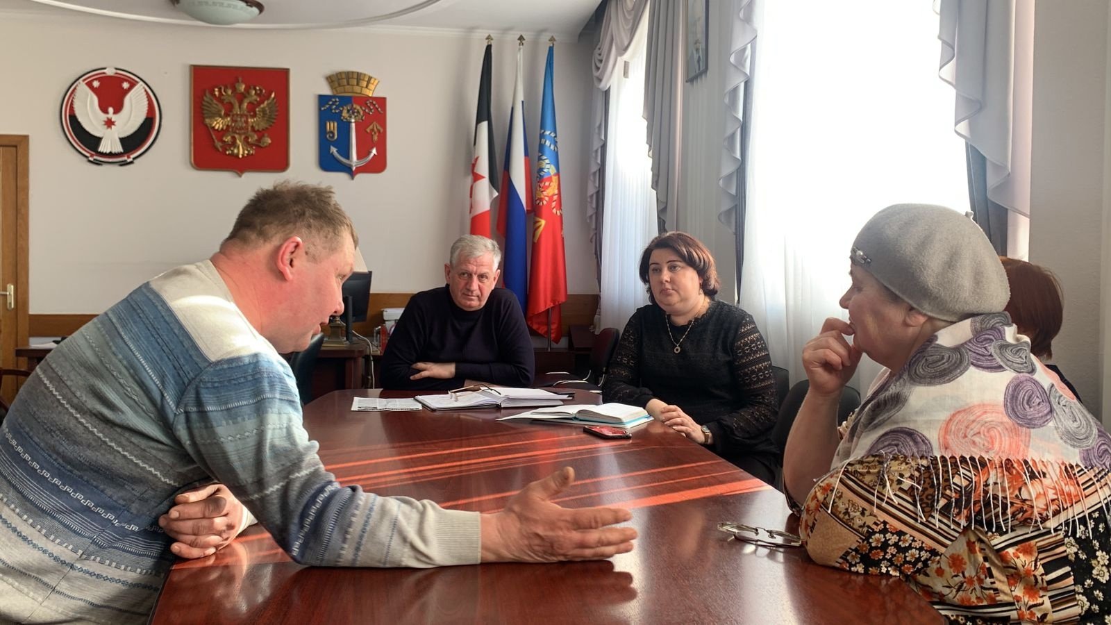 Жители Воткинска пожаловались на состояние дороги на улице Совхозной