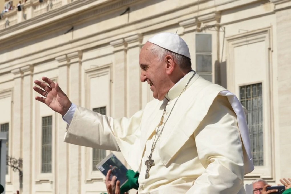 Папа римский призвал к пасхальному перемирию на Украине