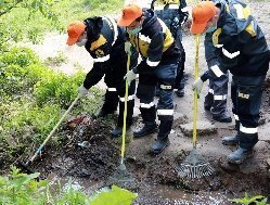 Сотрудники «Удмуртнефти» приняли участие в расчистке родников Ижевска