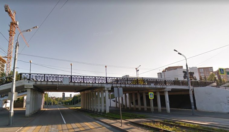 В 2023 году специалисты проверят состояние моста над улицей Карла Маркса в Ижевске