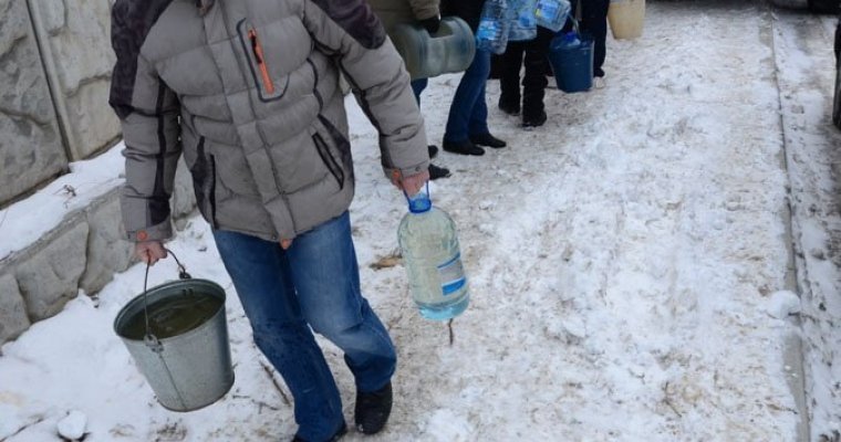 Жителей села Октябрьский в Удмуртии призвали запастись питьевой водой на 1-2 суток