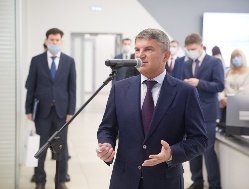 Игорь Маковский принял участие в пуске высокотехнологичных объектов «Калугаэнерго»