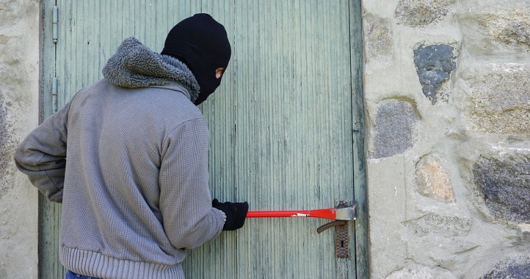 В Испании обокрали дом певицы Шакиры и футболиста Пике