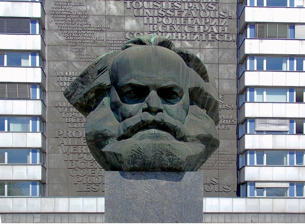 Карла Маркса выбрали в совет британского города
