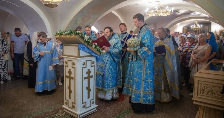 В Воткинске отпраздновали 195-летие со дня освящения Благовещенского собора