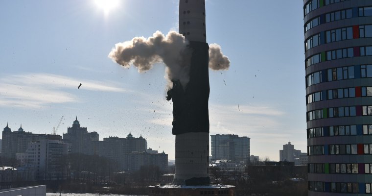 В Екатеринбурге начали продавать осколки разрушенной 200-метровой телебашни