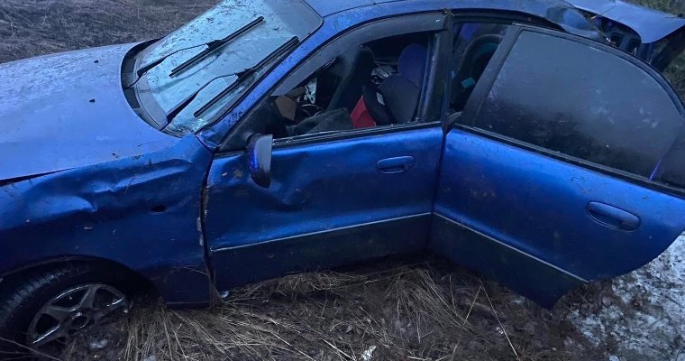 Перевозивший трех детей пьяный водитель легковушки устроил ДТП под Воткинском