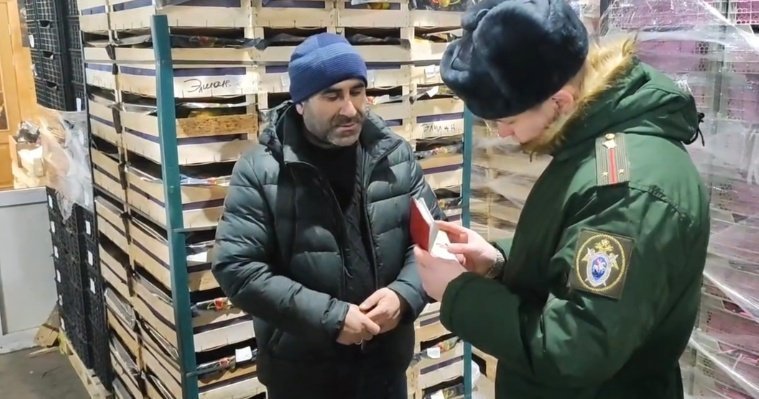 В Ижевске провели рейд по выявлению новоиспечённых граждан РФ, не вставших на воинский учёт