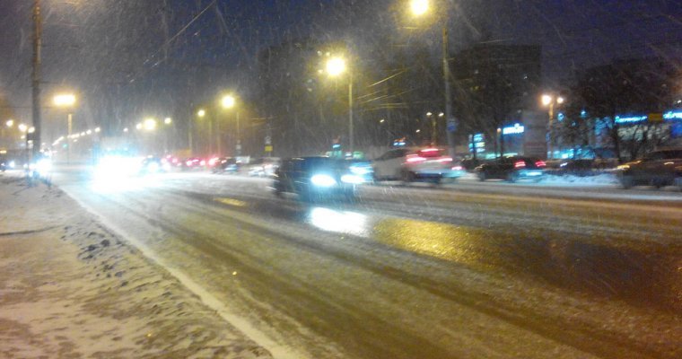 Зимой дороги Ижевска будут посыпать новым экологичным реагентом