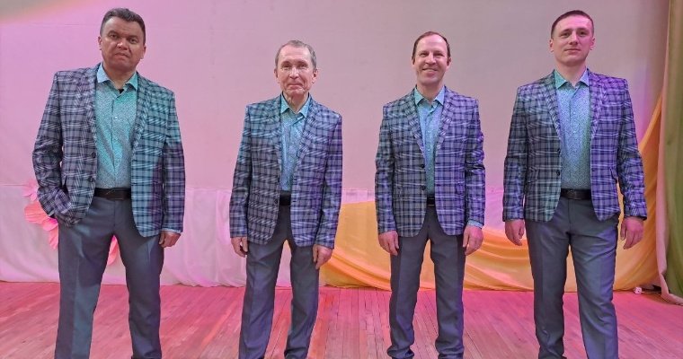 Благодаря федеральному проекту члены ансамбля «Селяне» из Вавожского района получили новые костюмы для выступлений 