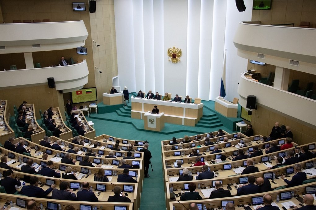 Совфед единогласно проголосовал за ратификацию договоров с бывшими регионами Украины