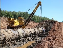 «Газпром трансгаз Чайковский» устраняет дефект на газопроводе, пролегающем через реку Иж