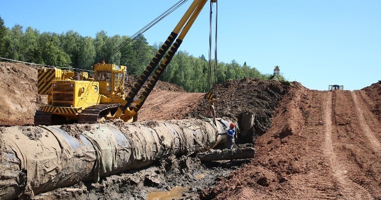 «Газпром трансгаз Чайковский» устраняет дефект на газопроводе, пролегающем через реку Иж