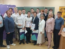 «Ростелеком» наградил именными стипендиями выпускников ижевского колледжа   