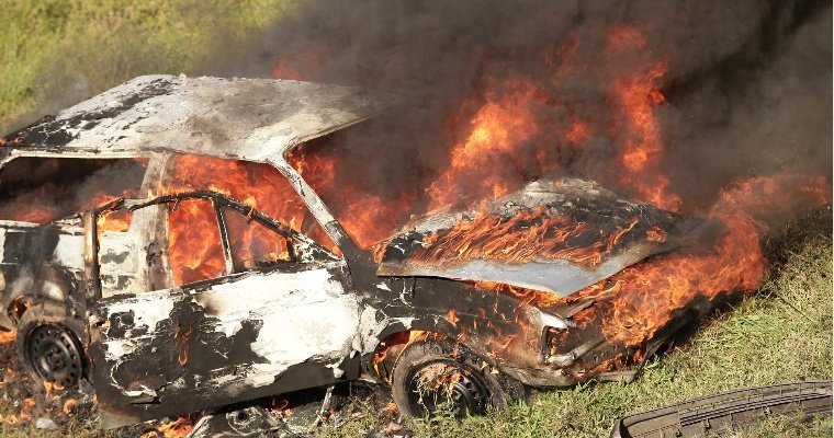 Жителя Глазова обвинили в поджоге автомобиля