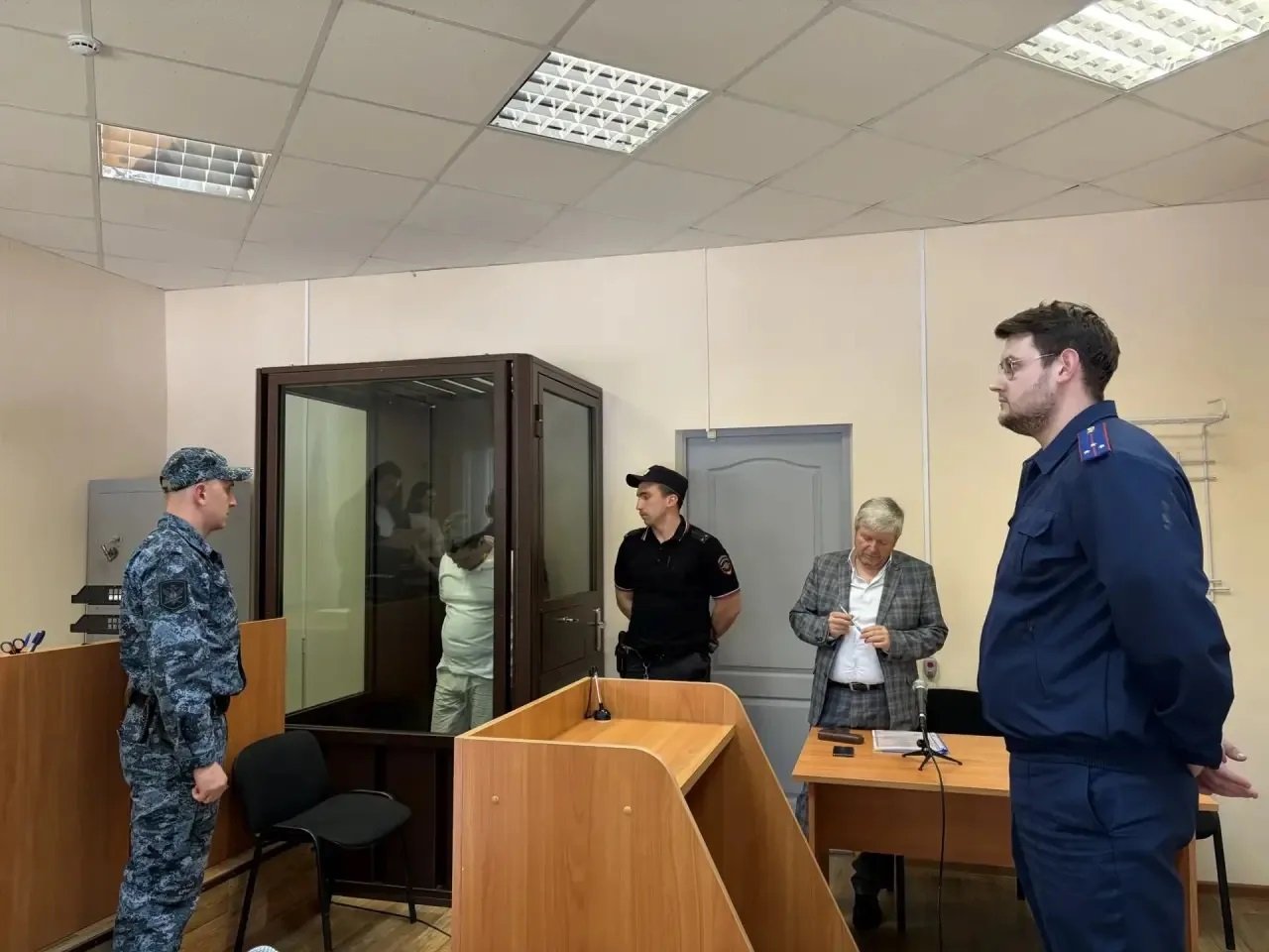 Обвиняемого в пособничестве мошенничества ижевского адвоката отправили под домашний арест 