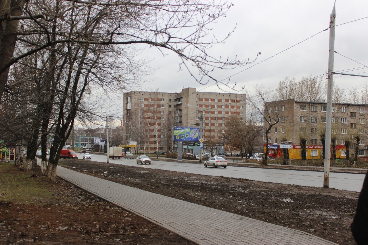Гарантийный тротуар на улице Ворошилова в Ижевске 17 апреля проверит комиссия